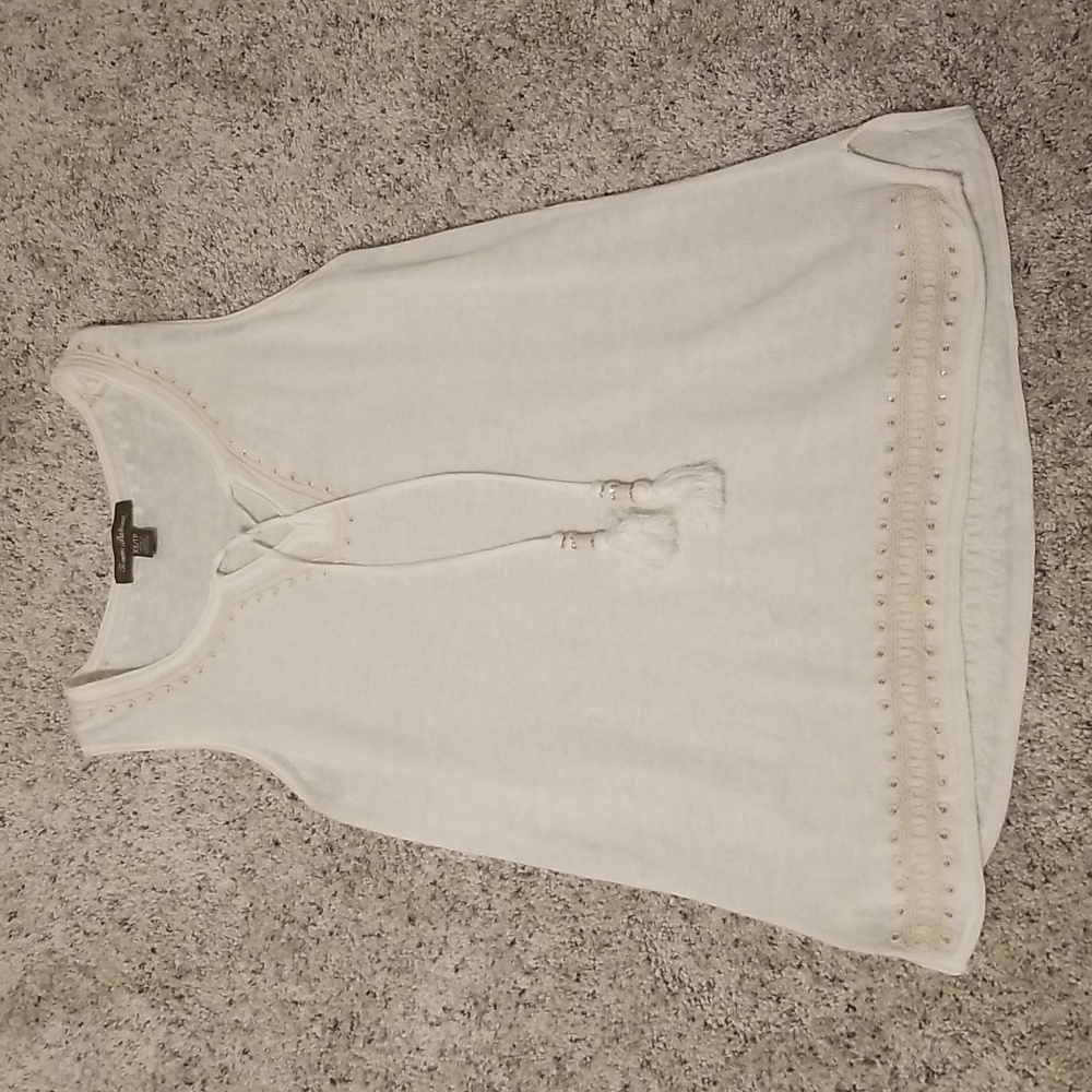 Tommy Bahama light sweater.